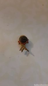 Collection of wines and liquors: FUNDADOR BRANDY BARRICA PIN INSIGNIA DE SOLAPA ANTIGUA BUEN ESTADO